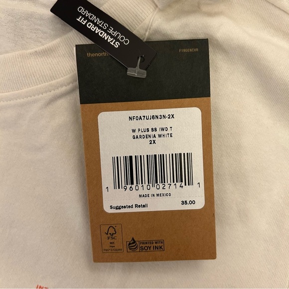 The North Face Women's White Tee Plus Size 2X Short Sleeves Crew Neck NWT $35 - Picture 11 of 16